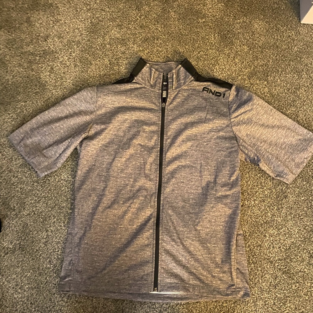 Grey/ black zip up windbreaker jacket